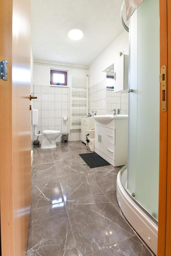 Apartman Plum Plitvice Drežnik Grad Eksteriør bilde